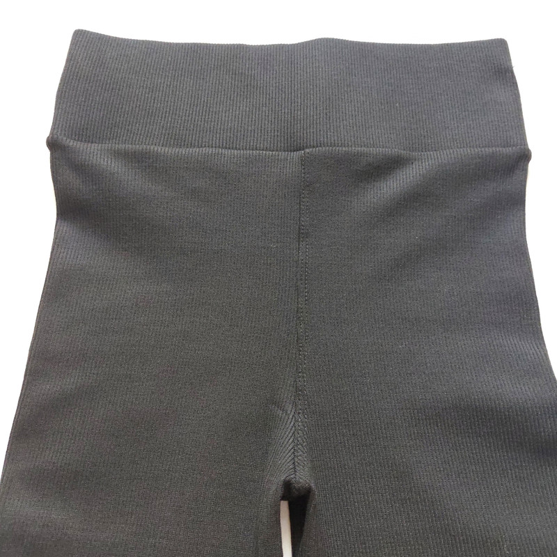 لگینگ زنانه مدل کبریتی دمپا جذب