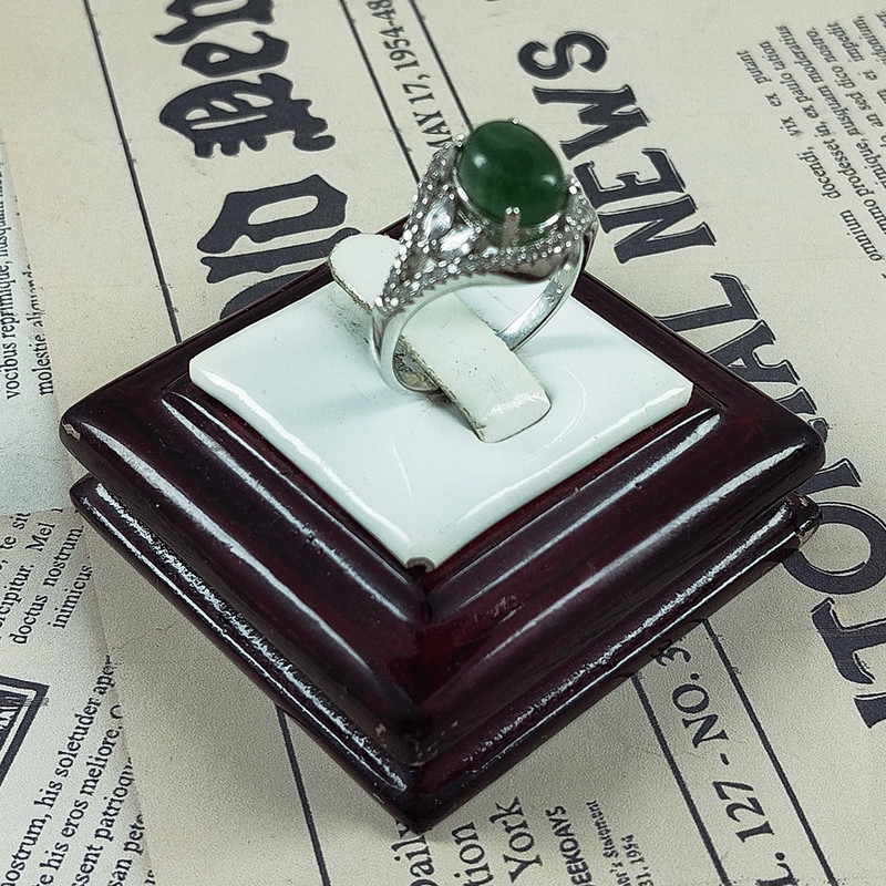 انگشتر نقره زنانه سلین کالا مدل عقیق یشم کد 104