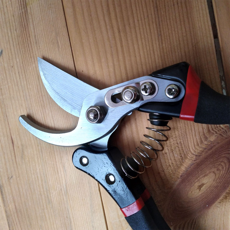 قیچی باغبانی موبینس مدل 210mm
