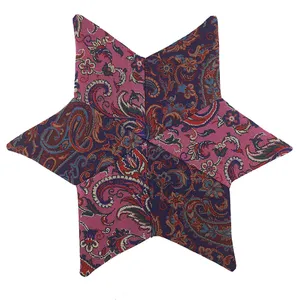 رومیزی ترمه مدل ستاره 7 سایز 25x25 سانتیمتر
