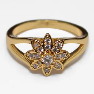 انگشتر زنانه طرح گل کد 774