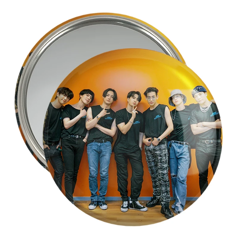 آینه جیبی خندالو مدل گروه گات سون GOT7  کد 21023