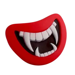 اسباب بازی سگ لبخند دراکولایی مدل Fetch Drakula Lips