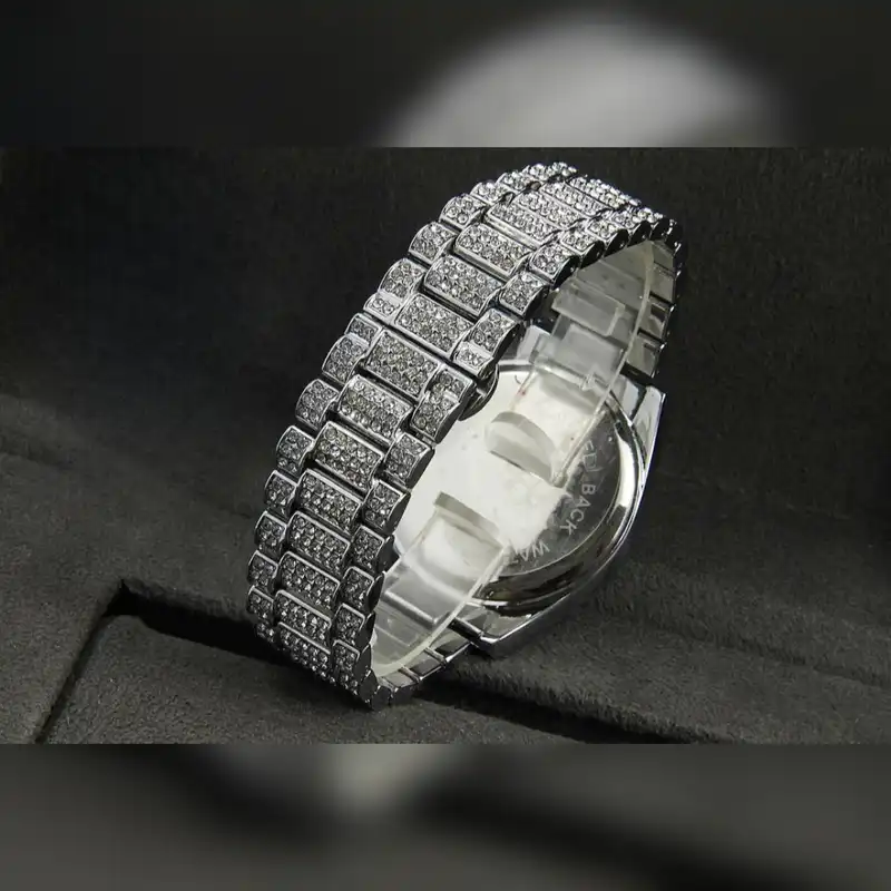 ساعت مچی عقربه ای  مدل فول نگین استون قفل مخفی کد 08