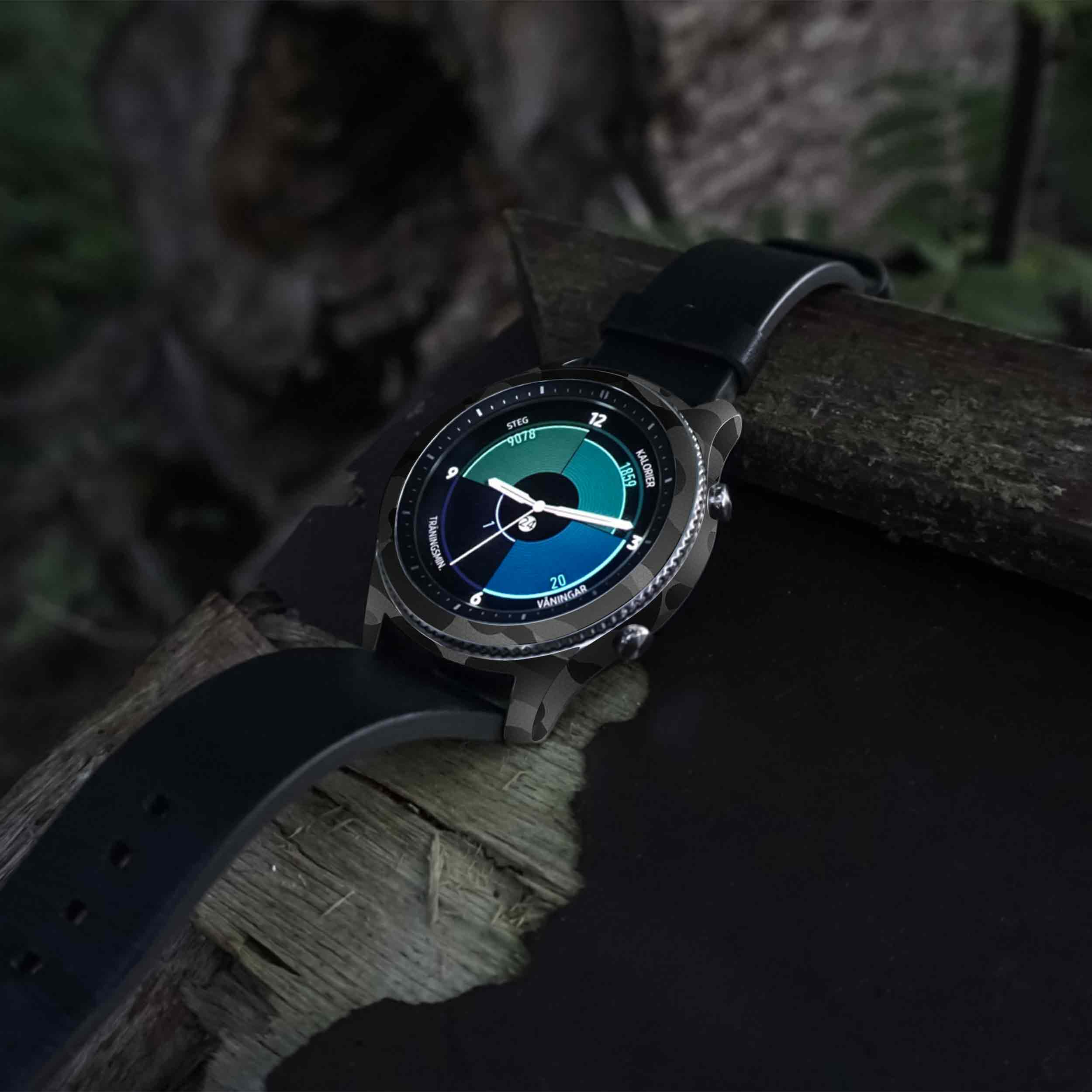 برچسب ماهوت طرح Night-Army مناسب برای ساعت هوشمند سامسونگ Galaxy Gear S3 Classic