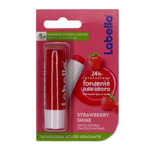 نقد و بررسی بالم لب لابلو مدل توت فرنگی توسط خریداران