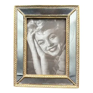 قاب عکس مدل ۴۵۱۲