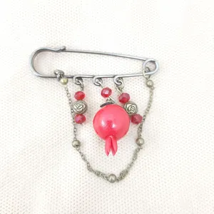 سنجاق سینه زنانه مدل AB915