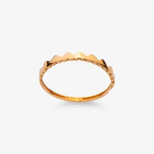 انگشتر طلا کم اجرت 18 عیار زنانه گالری طلای ده مدل مثلث کد 12 سایز 53