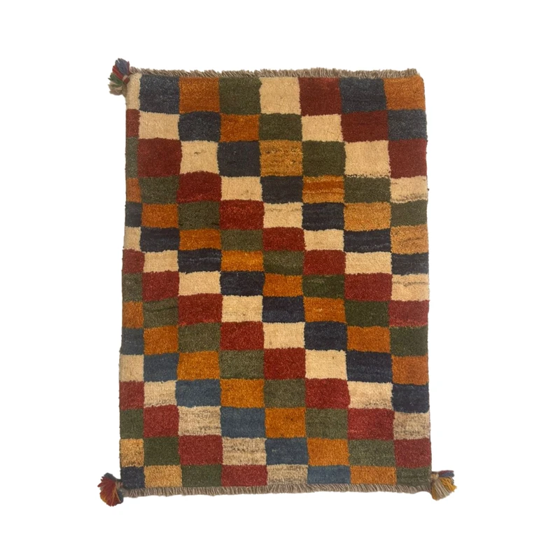 گبه دستباف نیم متری مدل بافت قشقای شیراز کد NKP-sgp63