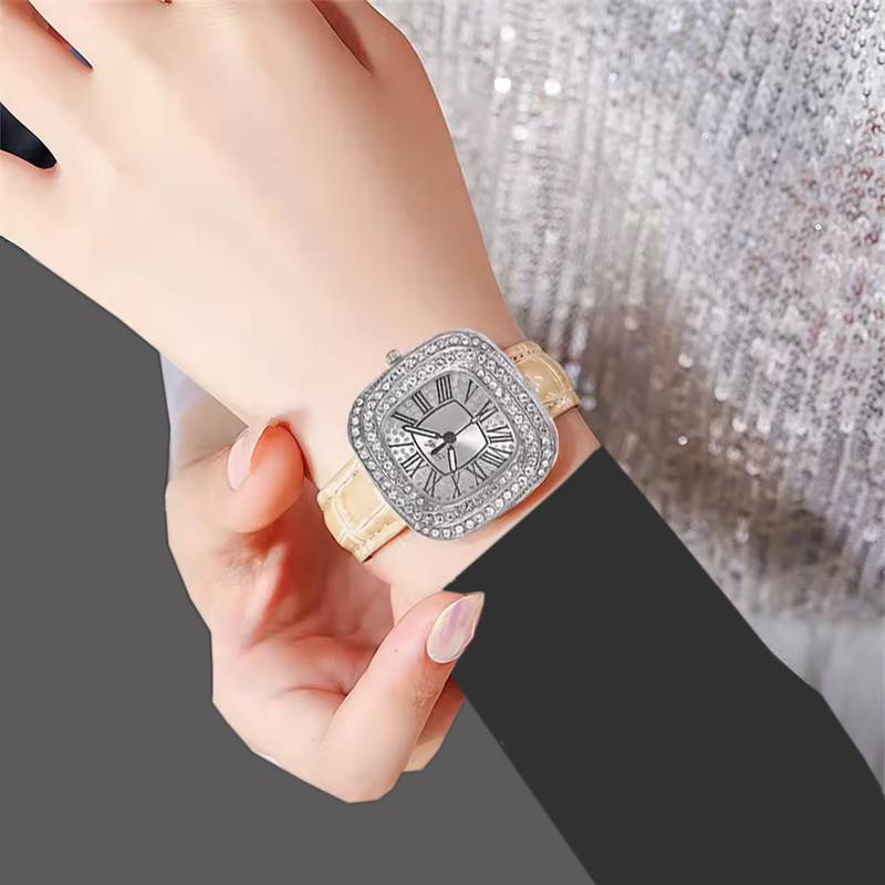 ساعت مچی عقربه ای زنانه مدل کوارتز تیدی طرح نگین الماس کد sfd01