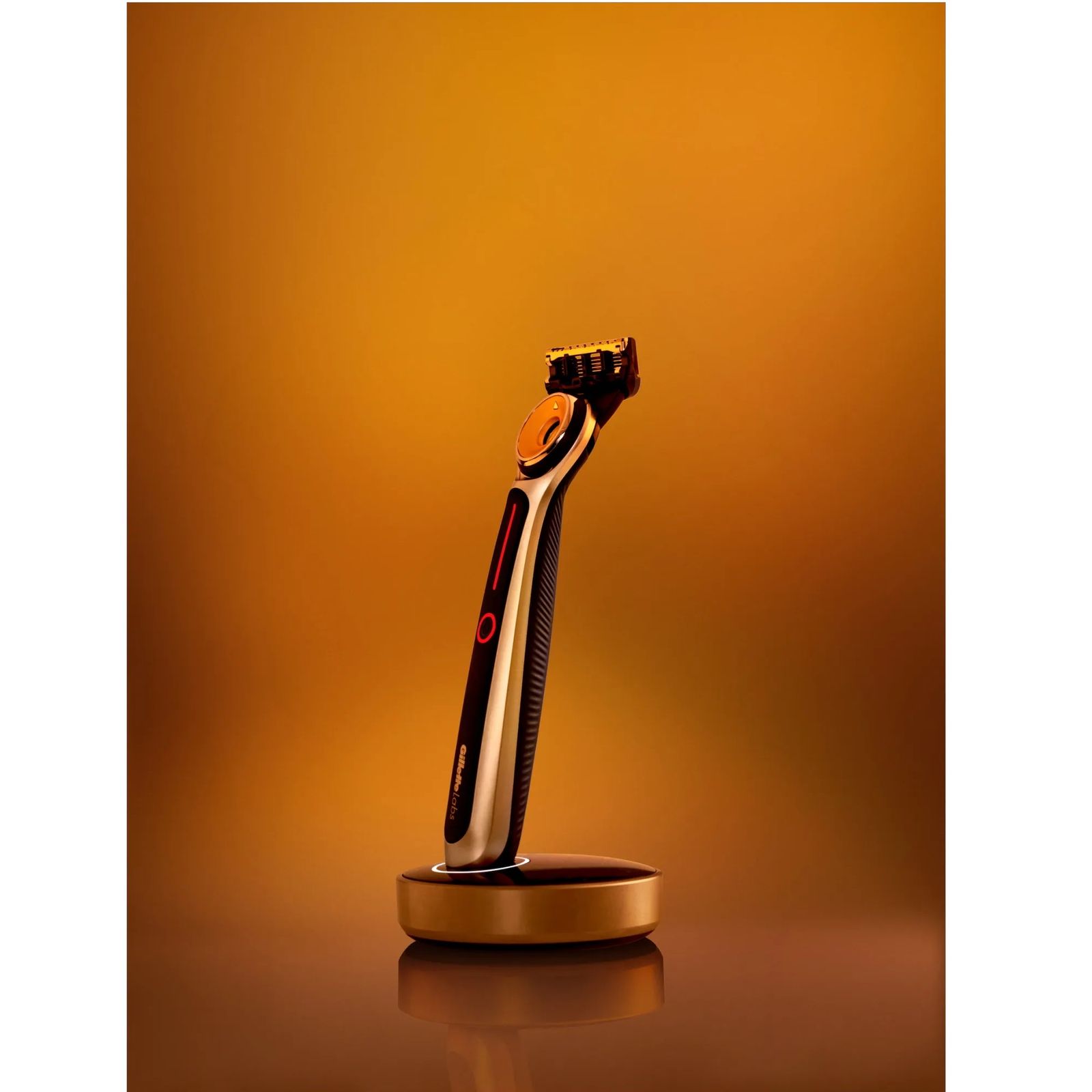 خودتراش ژیلت مدل Labs Heated Razor به همراه تیغ یدک -  - 13