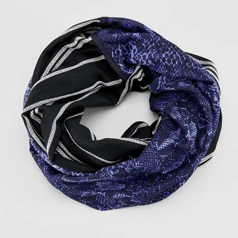 شال زنانه اس.اولیور مدل رینگی کد 39.712.91.3893