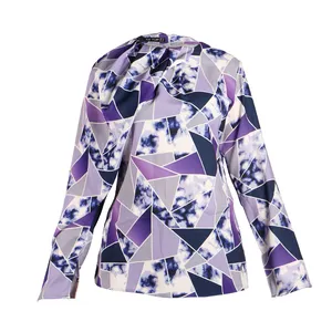 بلوز زنانه مدل یقه گرد پشت زیپ مثلثی