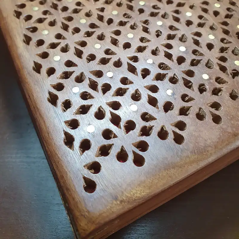 جعبه جواهرات مدل حفره ای چوبی