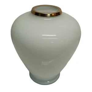 گلدان دکوری مدل لبه کروم