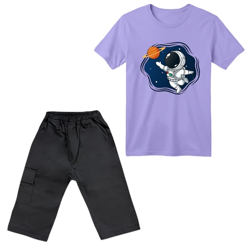 ست تی‌شرت آستین کوتاه و شلوارک پسرانه مدل فضانورد کد ۱۶ رنگ یاسی