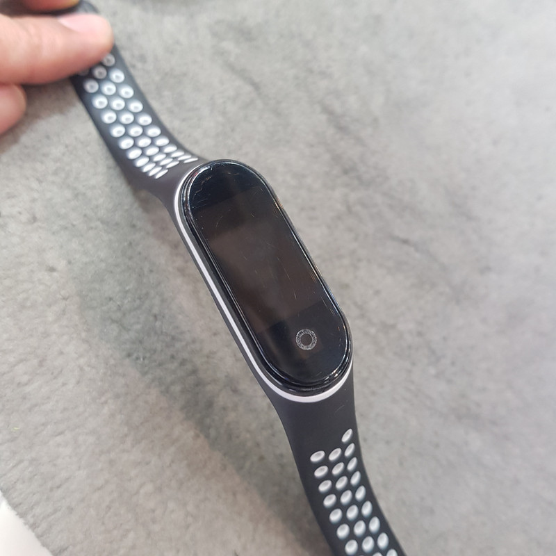 ساعت مچی دیجیتال بچگانه مدل H88