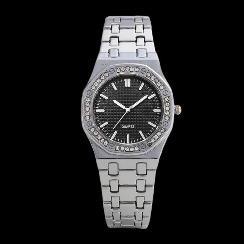 ساعت مچی عقربه‌ای کوارتز زنانه مدل کلاسیک دور نگین کد 02