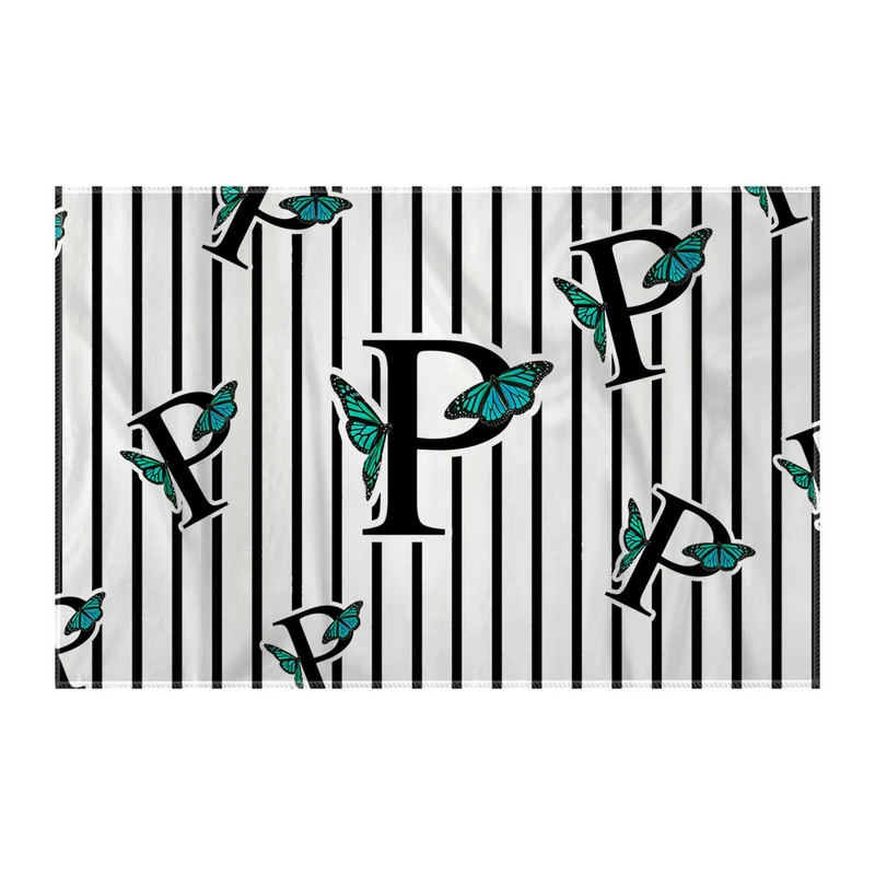 کاغذ کادو ترمه طراحان ایده مدل حرف P  پروانه ای کد cfp3018