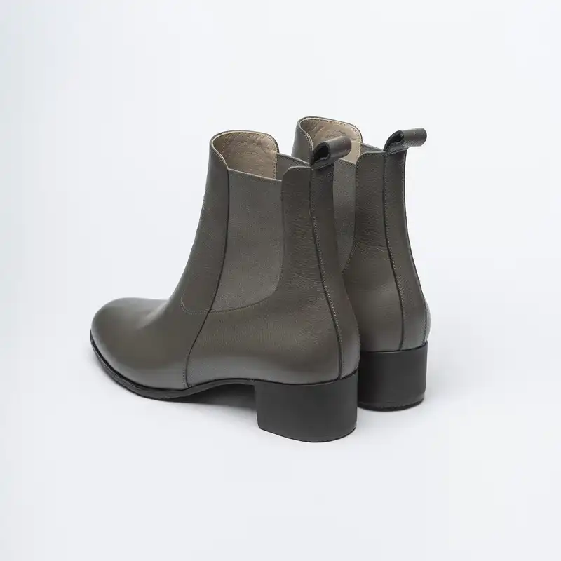 نیم بوت زنانه مدل پاشنه دار کد 2020