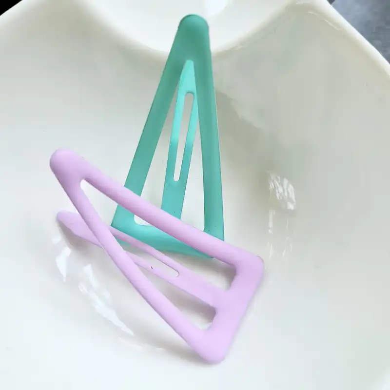 گیره مو زنانه مدل تق تقی مثلثی کد brg 66 بسته 4 عددی