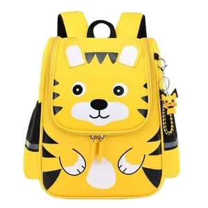 کوله پشتی بچگانه مدل تایگر Tochang 3800