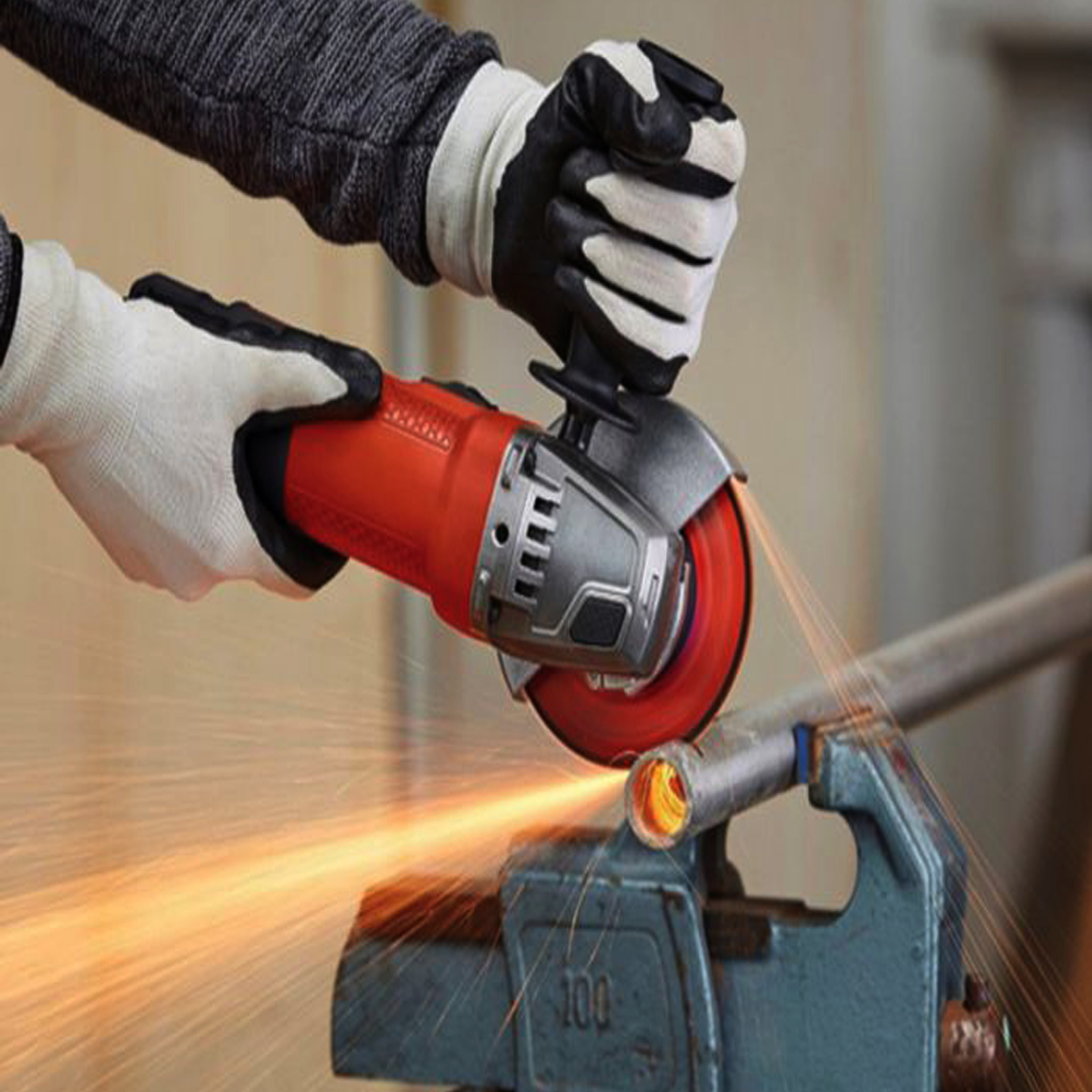 مینی فرز بلک اند دکر مدل BEG110