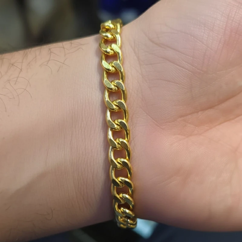 عکس شماره 3 : دستبند زنجیری طلا کم اجرت 18 عیار زنانه طلا و شمش برلیان مدل کارتیر