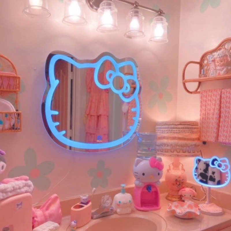 آینه دکوراتیو تارادکور طرح کیتی