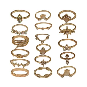 انگشتر زنانه مدل 78077 مجموعه 17 عددی