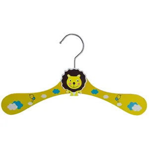 چوب لباسی چوبی مدل Yellow Lion