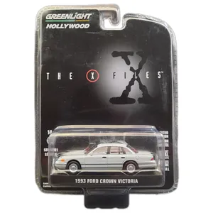 ماشین بازی گرین‌لایت مدل 1993 FORD CROWN VICTORIA