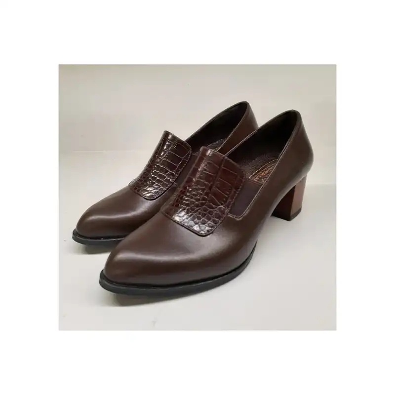 کفش زنانه سرزمین چرم کد 1486 رنگ قهوه ای