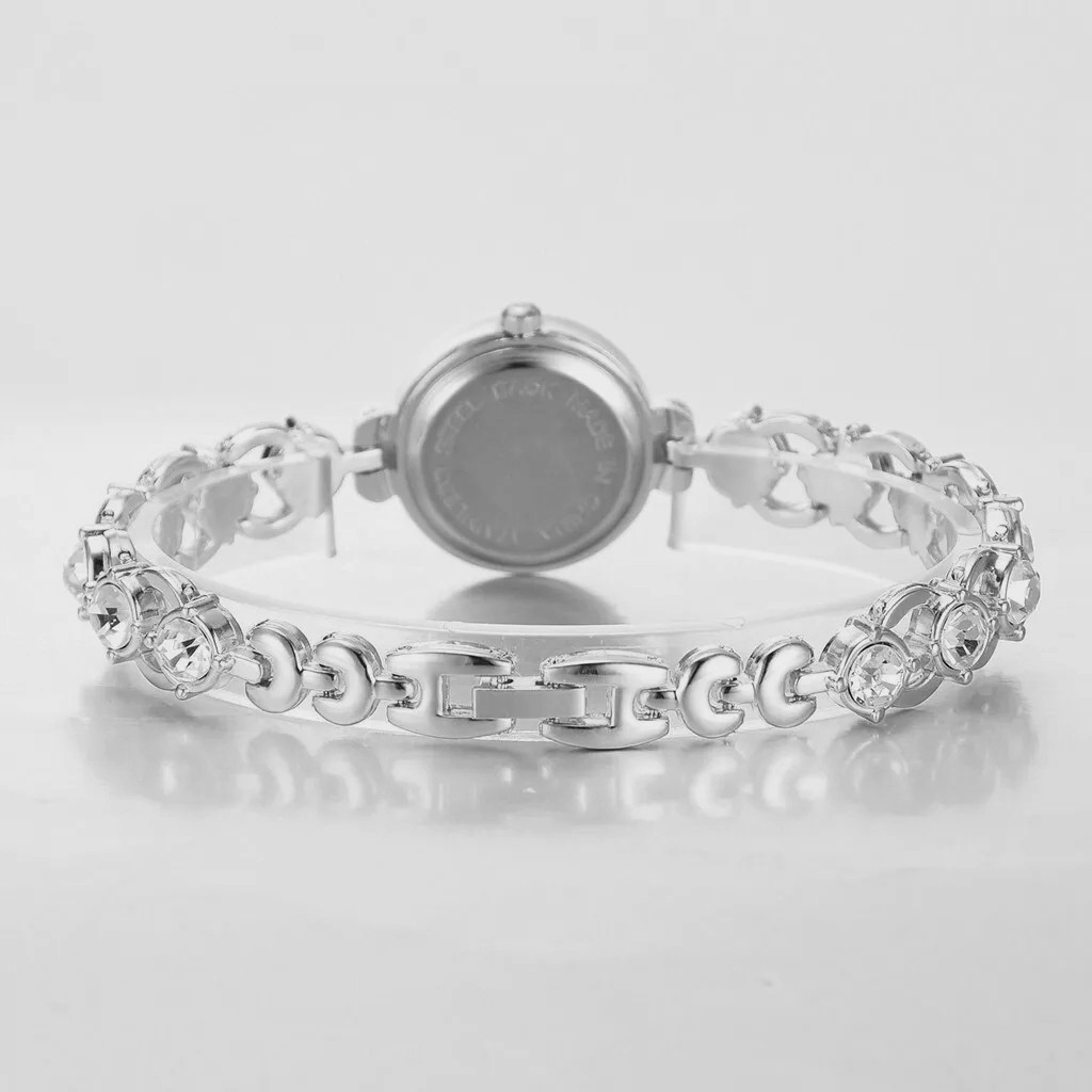 ساعت مچی عقربه ای زنانه مدل بند نگین دار دستبندی کد 2 ساعت مچی عقربه ای زنانه مدل بند نگین دار دستبندی کد 2