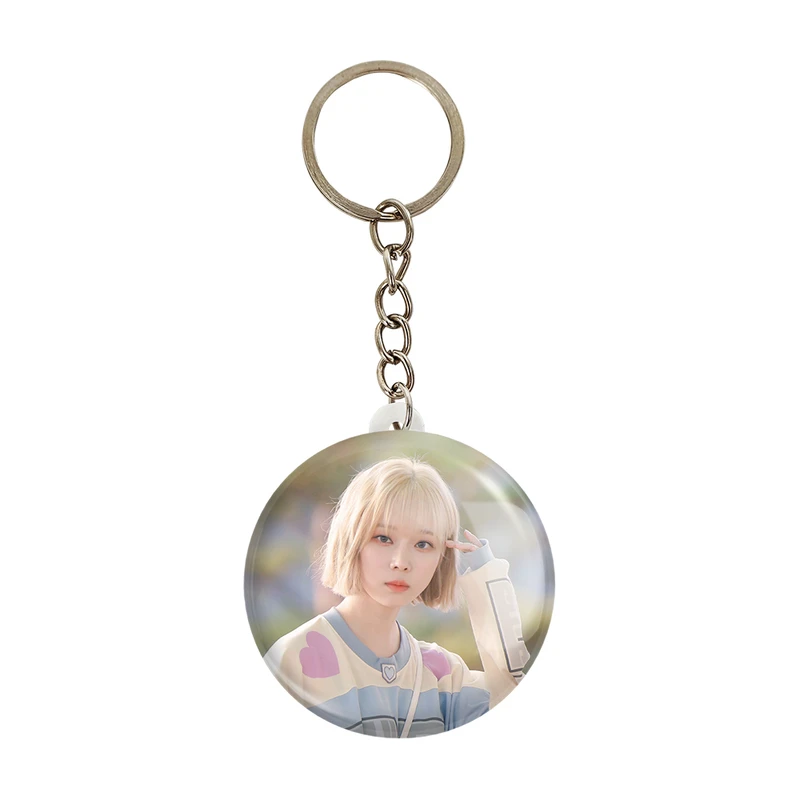 جاکلیدی خندالو مدل وینتر گروه آسپا Aespa کد 19740