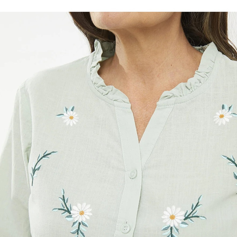 شومیز آستین بلند زنانه ال سی وایکیکی طرح بابونه