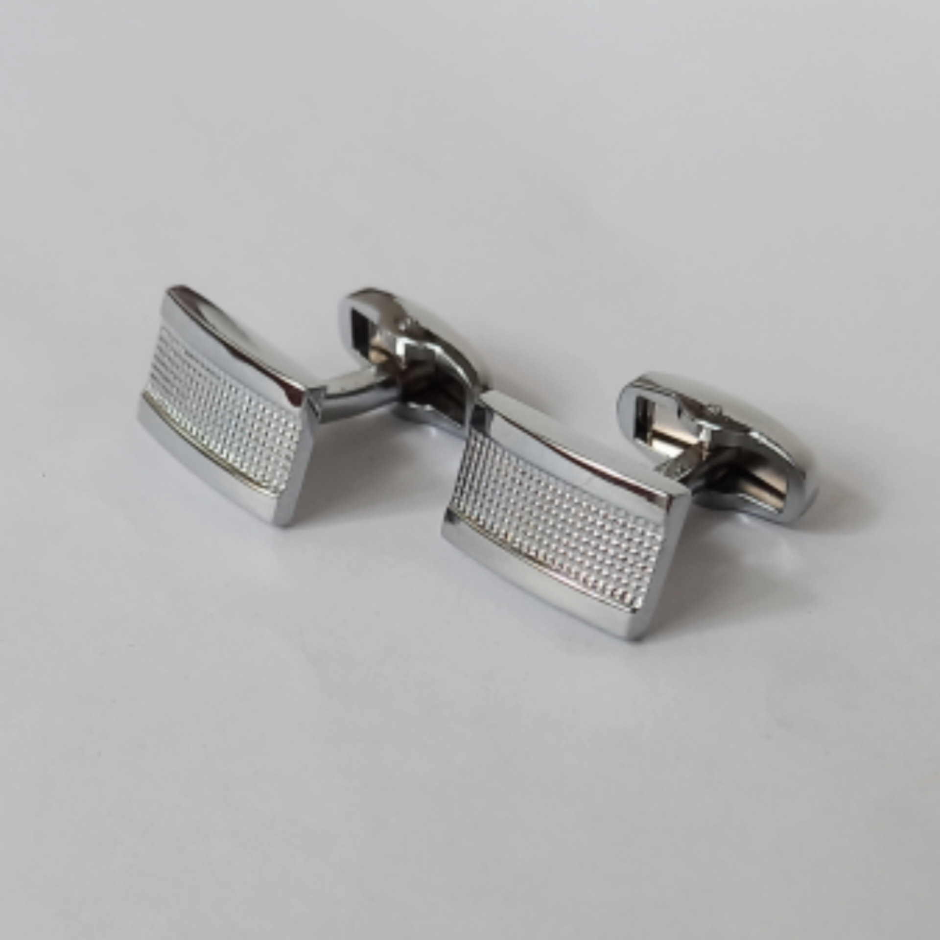 ست دکمه سردست و گیره کراوات مردانه مدل 574