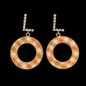 گوشواره زنانه مدل دایره نگین دار