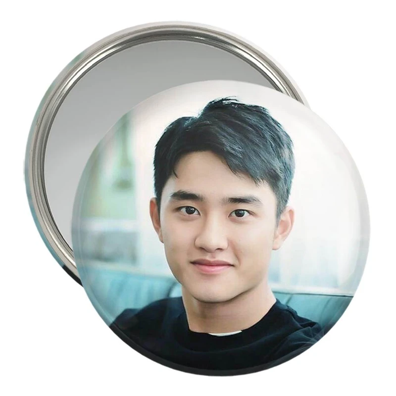 آینه جیبی خندالو مدل دی.او گروه اکسو EXO  کد 13380