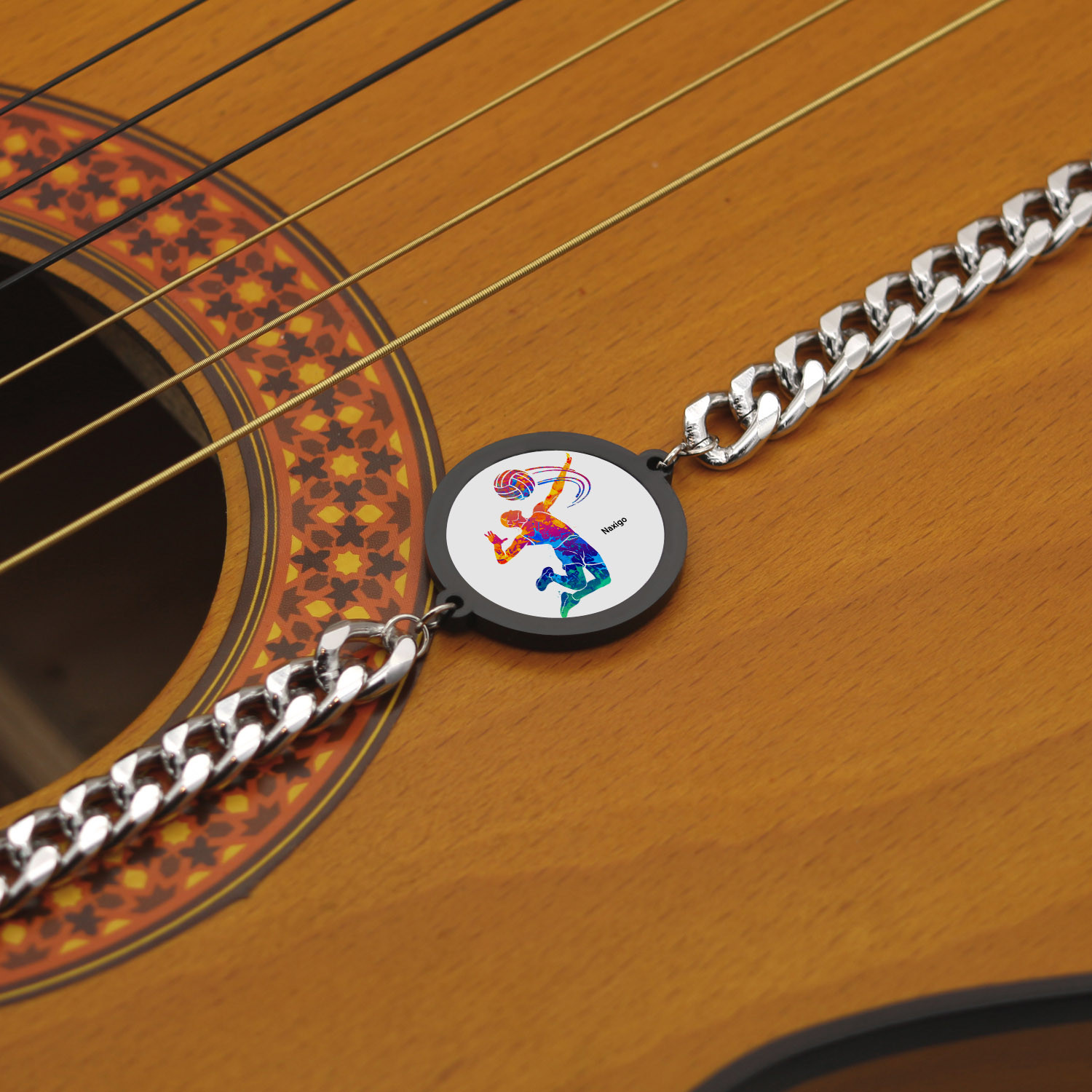 دستبند ناکسیگو مدل والیبال کد BZ7777