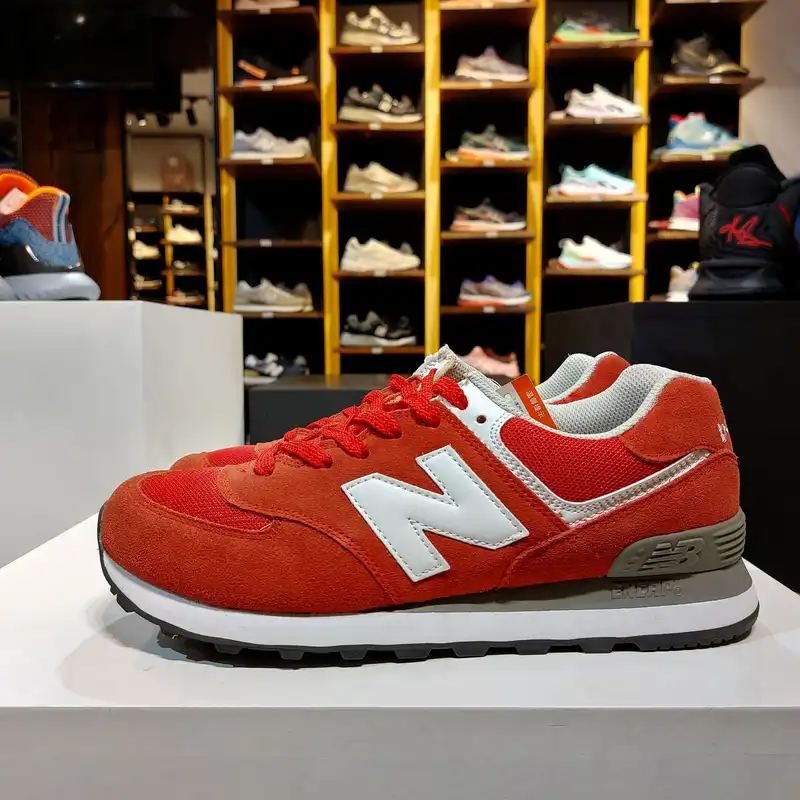 کفش پیاده روی مدل 574 CORE RD-115001127