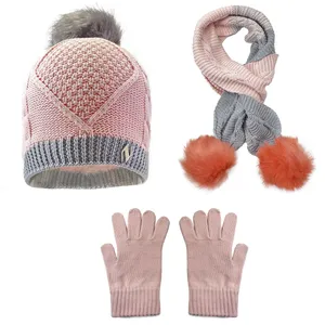 ست کلاه و شال گردن و دستکش بچگانه تارتن مدل 65010