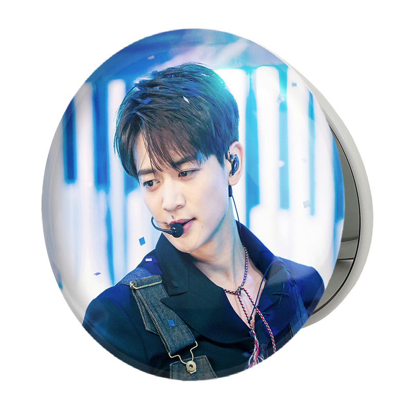 آینه جیبی خندالو طرح مینهو گروه شاینی مدل تاشو کد 21341