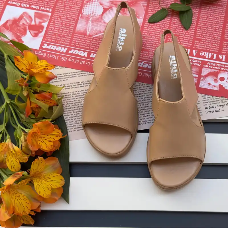 صندل زنانه نیکتا مدل مینا