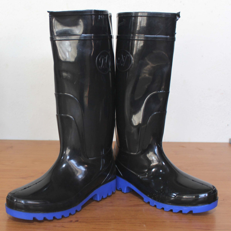 چکمه ایمنی نسیم مدل دماوند کد NSM 2001 dand