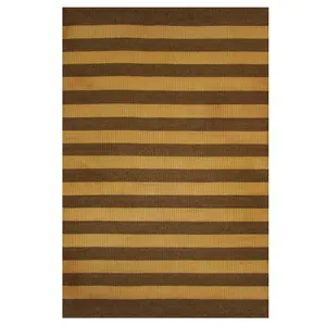 گلیم دستبافت یک و نیم متری آزادسرو کد 7032