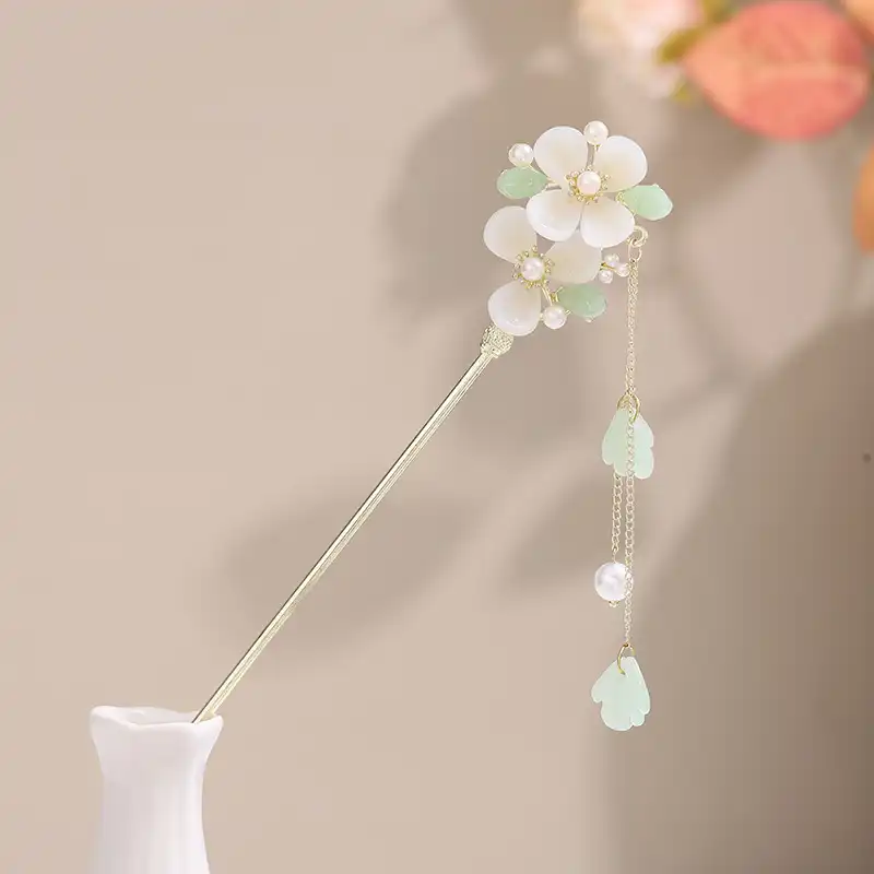 گیره مو زنانه مدل کانزاشی طرح برگ و مروارید