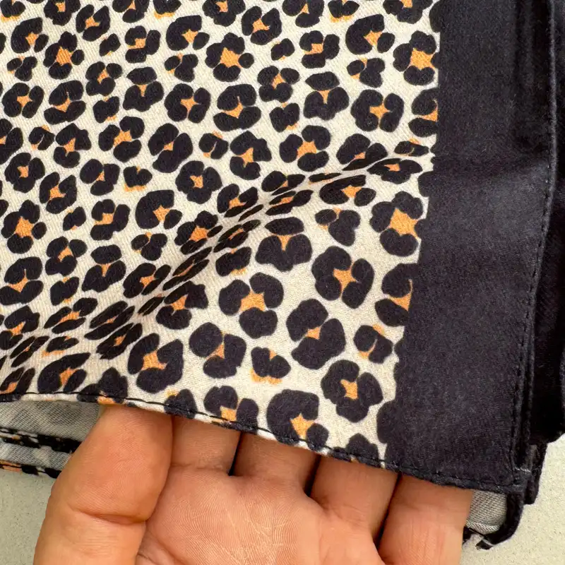 شال زنانه مدل موهر پاییزی زمستانی اسپرت مهمانی پلنگی حاشیه ساده کد 3