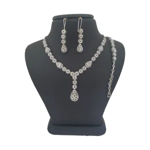 نیم ست نقره زنانه ترمه ۱ کد S 0017